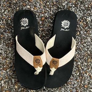 Yellow box sandals